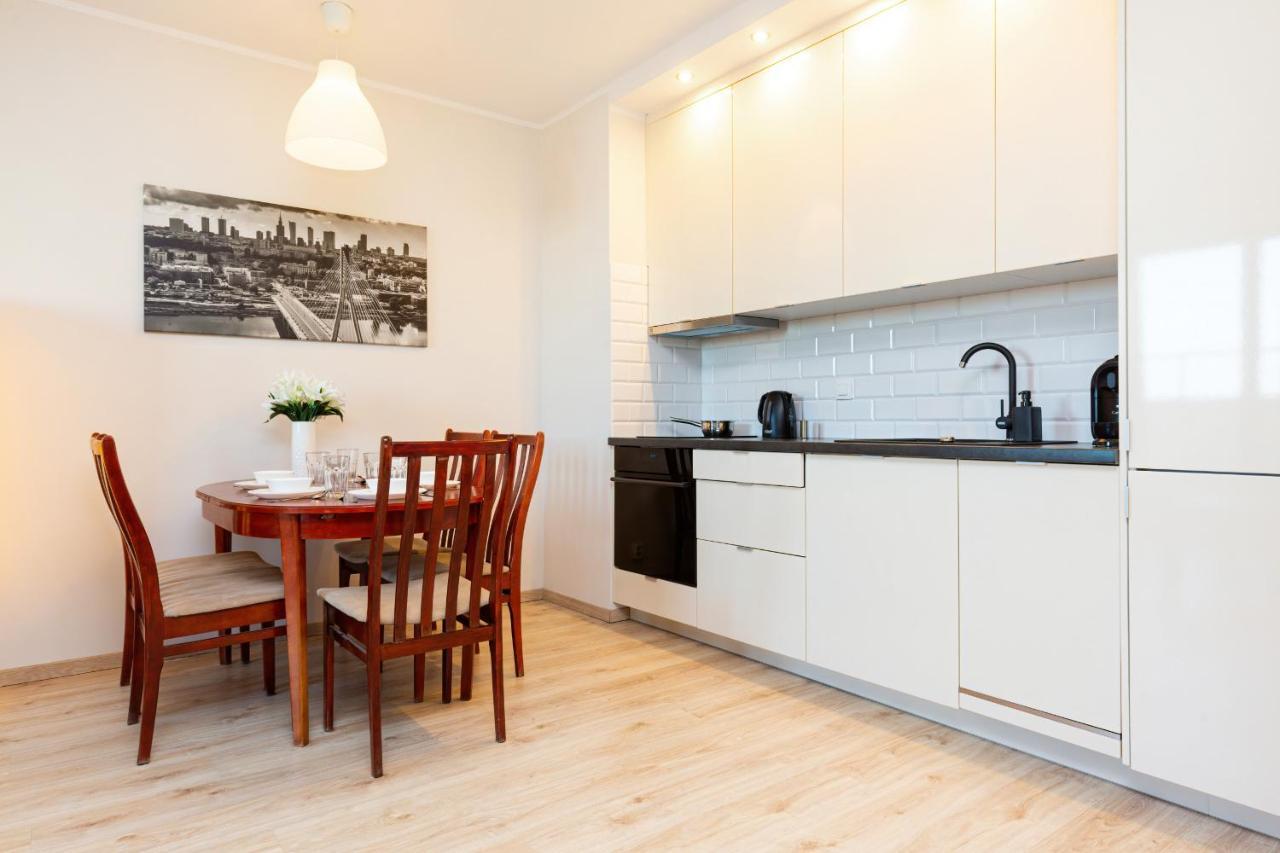 Apartamenty Bliska Praga by Renters Warszawa Exteriör bild